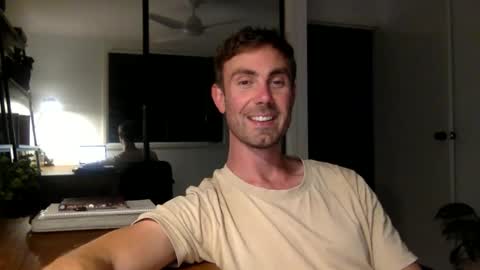 Snapshot of r3ve_ chatting on 13, 2, 2026 T online show from 13, 2, 2026