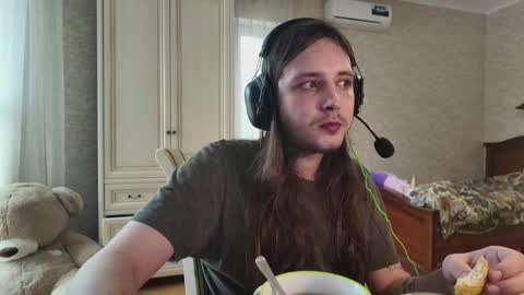 rabbitboyy online show from 16, 9, 2025