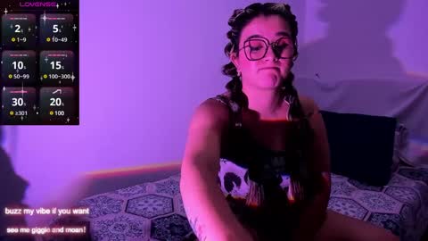 Rachel Foss online show from 23, 12, 2024