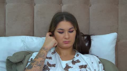 RachellSimpson online show from 17, 1, 2025