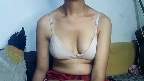 RachelShiny online show from 19, 9, 2025