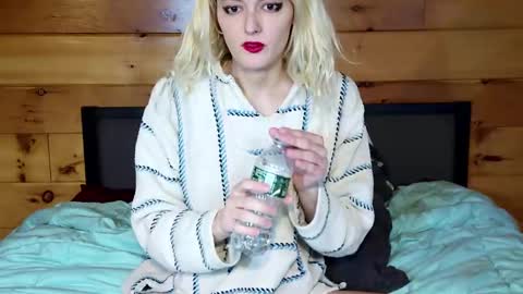 Snapshot of rachelxprice chatting on 16, 1, 2025 Rachel Price online show from 16, 1, 2025