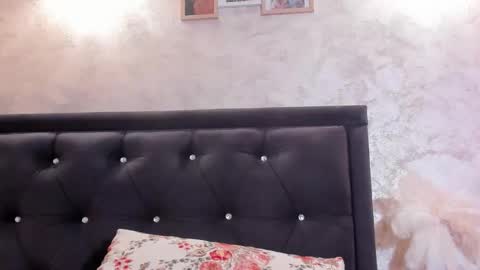 raelledarkstar online show from 24, 3, 2026