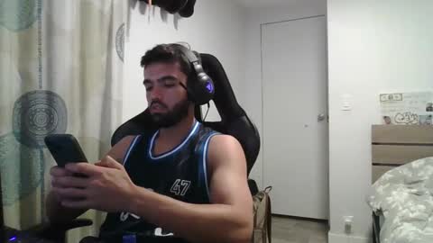 can you tell me something online show from 6, 10, 2025