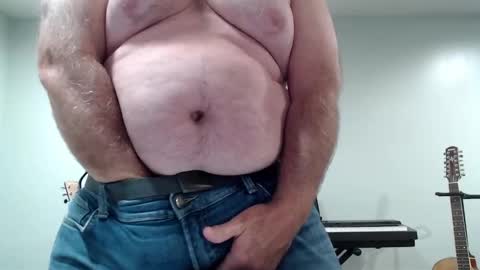 Snapshot of ragin_hardon001 chatting on 2, 3, 2025 Ray online show from 2, 3, 2025