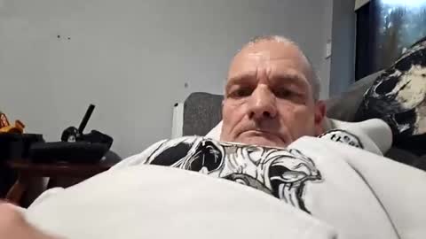Snapshot of ragingzef69 chatting on 2, 7, 2026 Bigthickdickinvic online show from 2, 7, 2026