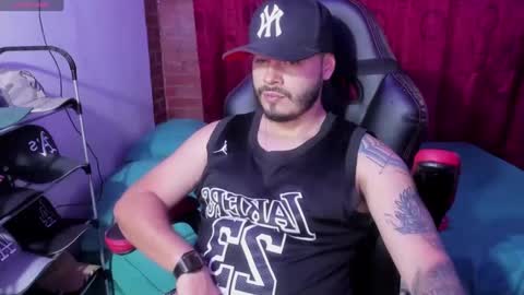 ragnar_lothbrok77 online show from 4, 3, 2025