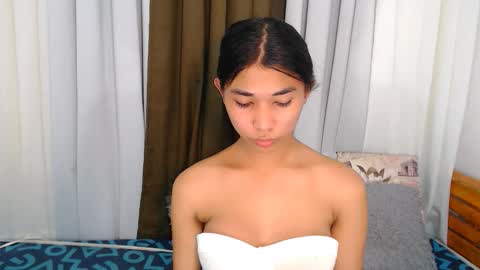 raindrizzle1706 online show from 15, 2, 2026