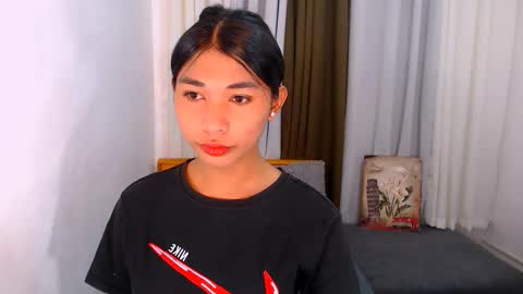 raindrizzle1706 online show from 17, 2, 2026