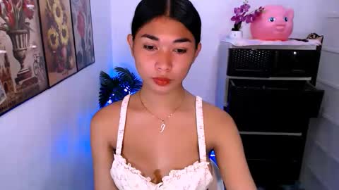 raindrizzle1706 online show from 4, 3, 2026