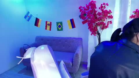 Rainy  online show from 17, 6, 2026