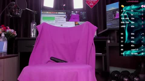 Laura online show from 11, 12, 2024