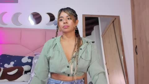  Nina  online show from 19, 4, 2026