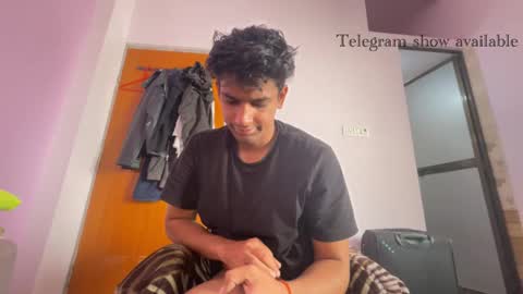 Snapshot of raju_smith chatting on 28, 11, 2025 raju_smith online show from 28, 11, 2025