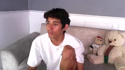 Snapshot of rami_hot0 chatting on 10, 10, 2025 rami_hot0 online show from 10, 10, 2025