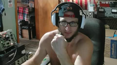 Snapshot of randalltotazz chatting on 17, 5, 2026 Randall online show from 17, 5, 2026