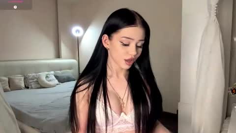 Luna online show from 13, 1, 2026