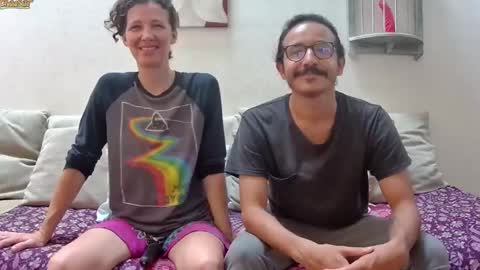 MR  DJ Randomshuffle  friends playing with sexual energy live - OMG we are back online show from 31, 1, 2025