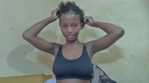 Snapshot of rasoanirinaa chatting on 1, 3, 2026 rasoanirinaa online show from 1, 3, 2026