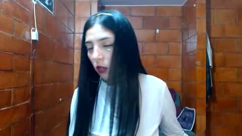 Snapshot of raven__purple chatting on 24, 1, 2025 raven__purple online show from 24, 1, 2025