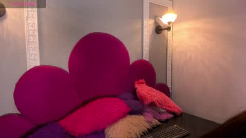 raven_loove online show from 22, 5, 2026