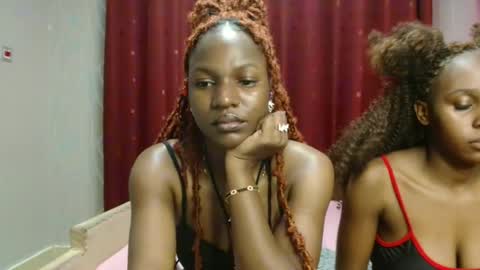 Snapshot of raven_luxe chatting on 27, 3, 2026 Raven online show from 27, 3, 2026