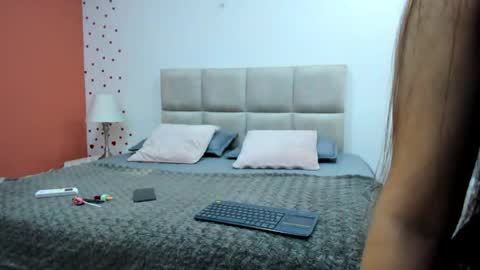 RAVEN online show from 4, 4, 2026