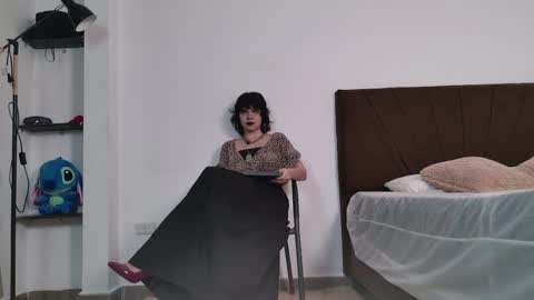   online show from 1, 4, 2026