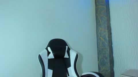 Snapshot of raven_rouge chatting on 12, 6, 2026 gata online show from 12, 6, 2026