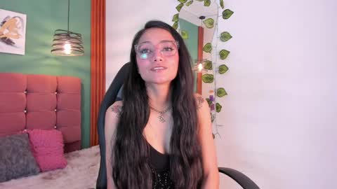 raven_smith_ online show from 4, 6, 2026