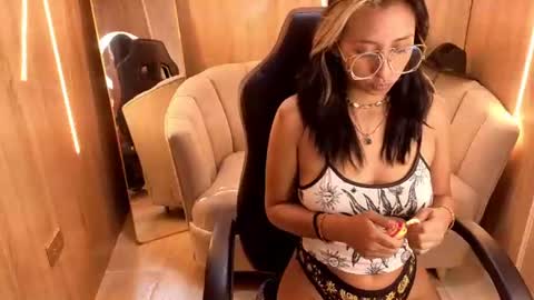Snapshot of raven_stone_cn chatting on 1, 8, 2026 raven_stone_cn online show from 1, 8, 2026