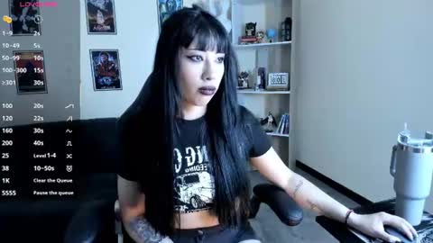 ravenelle_ online show from 9, 7, 2026