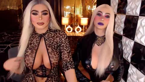 ravenmystiquex online show from 27, 5, 2026