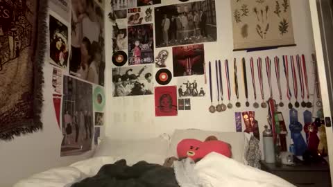 Snapshot of ravenoldschool11 chatting on 8, 2, 2026 Raven online show from 8, 2, 2026