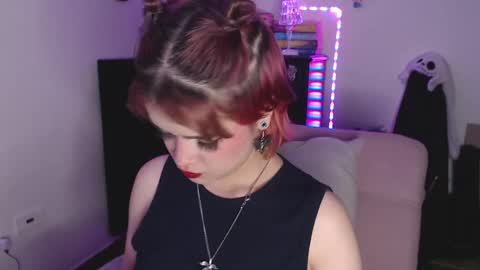 Snapshot of raventh_ chatting on 18, 2, 2025 raventh_ online show from 18, 2, 2025