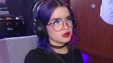Snapshot of raventh_ chatting on 19, 9, 2025 raventh_ online show from 19, 9, 2025