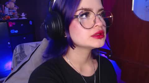 Snapshot of raventh_ chatting on 15, 10, 2025 raventh_ online show from 15, 10, 2025