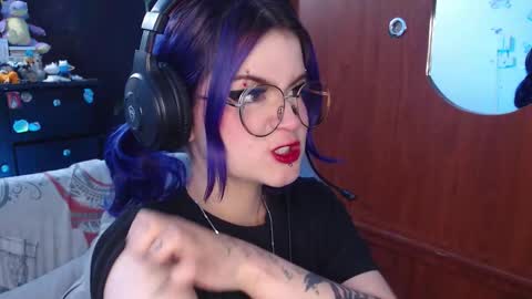 Snapshot of raventh_ chatting on 18, 10, 2025 raventh_ online show from 18, 10, 2025