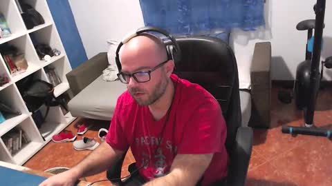 ravingr3d3 online show from 17, 10, 2025