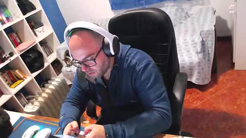 ravingr3d3 online show from 1, 2, 2026