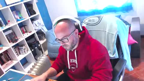 ravingr3d3 online show from 16, 4, 2026