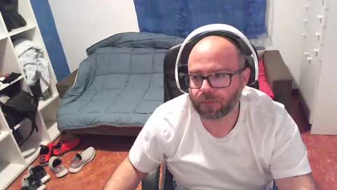 ravingr3d3 online show from 14, 5, 2026