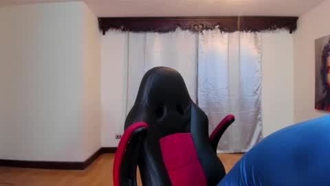 Snapshot of rawmathews chatting on 17, 9, 2025 rawmathews online show from 17, 9, 2025