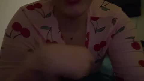 ray_arissa online show from 10, 2, 2025
