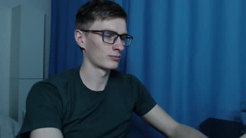 Snapshot of ray_booy chatting on 16, 12, 2025 Ray Booy online show from 16, 12, 2025