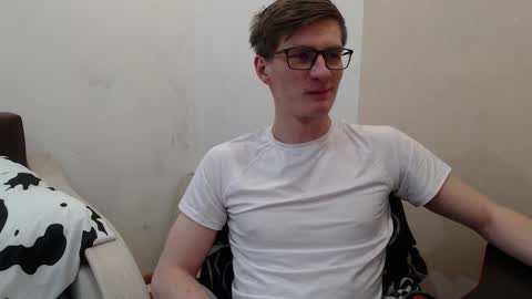 Snapshot of ray_booy chatting on 23, 2, 2026 Ray Booy online show from 23, 2, 2026