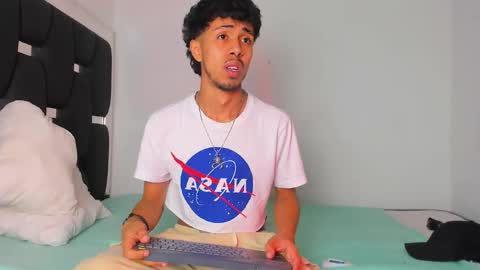 Rayn online show from 21, 10, 2025