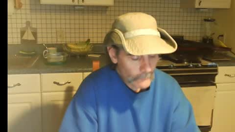 Ray online show from 8, 11, 2025