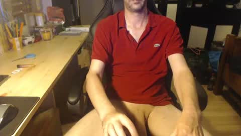 Snapshot of raymann8 chatting on 28, 7, 2026 Ray online show from 28, 7, 2026