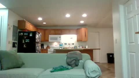 realmman86 online show from 1, 2, 2025